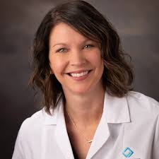 Please help us welcome Jamie Crawford, FNP-C! A certified nurse  practitioner, Jamie has more than 14 years' experience as an RN in  emergency departments. At Longstreet Clinic, she will primarily see patients