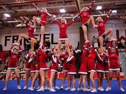 With Shoulder Stand In The Middle Cheerleading Pictures Cheerleading Cheer Stunts