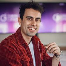 90% of startups are investing in AI, but only 54% have it in production—so  what's holding them back?* Today, I'm excited to share the findings of our  recent AI Adoption survey here