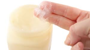 vazelinin inanilmaz faydalari ve kullanimi kadinsi net