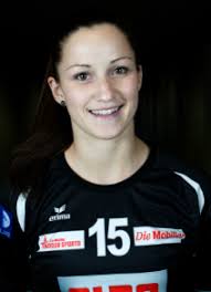 Unihockey: Interview Nicole Baumgartner, NLA- und Neo-Natispielerin aus  Walterswil Verletzung zerstörte den WM-Traum Die 21-jährige Walterswilerin Nicole  Baumgartner hat es im Unihockeysport bis an die Spitze geschafft. Sie  spielt beim NLA-Verein Wizards