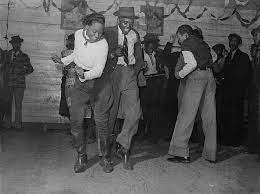 It would have featured dorothy gale, the scarecrow, the tin man, and the cowardly lion as they encountered the jitterbug, a minion of the wicked witch of the west. Jitterbug Wikipedia