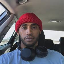 A longtime barber shop in Midtown is closing its doors after 30 years. But  the owner, who has been cutting hair for almost 60 years, isn't hanging up  his clippers just yet.