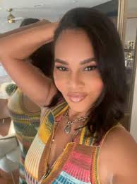 💝 Premiere Night..more to come 💝 @teyanataylor #escaperoom , Freaked my  own makeup:, @narscosmeticskorea concealer, @maccosmetics foundation ,  @elfcosmetics primer , @stilacosmetics eyeliner , ...