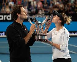 🎾 roger federer reacts after belinda bencic, swiss women's tennis player, wins singles gold medal at tokyo olympics 2020. Dubai Roger Federer Will Bencic Vorlage Nutzen Tennisnet Com