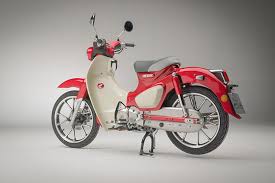 The super cub c125 comes with disc front brakes and drum rear brakes. Honda Super Cub C125 Review 2018 Bikesocial