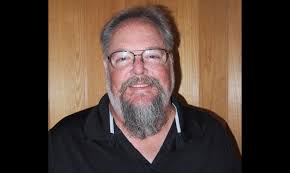 Cross touts experience, track record in bid for another Baxter council term 