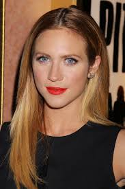 Brittany snow rocked red hair for the pitch perfect movies, but she wasn't a fan. Pin On Brittany Anne Snow