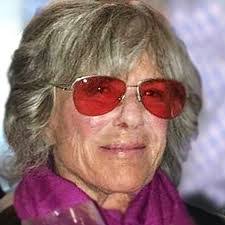 Andrea Eastman's Instagram, Twitter & Facebook