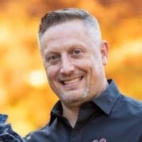 Edwin Klemann's Instagram, Twitter & Facebook