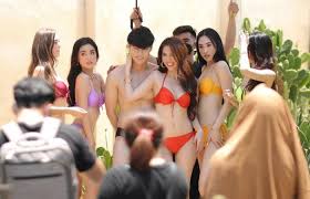Ngôi nhà của gia ngọc trinh nhanh chóng gia nhập làng thời trang việt năm 15 tuổi, 16 tuổi tham gia và giành giải trước thông tin này, ngọc trinh và vũ khắc tiệp đã quyết định tìm luật sư để kiện trang tin có ý vu. Ngá»c Trinh Va Ä'an Ga CÆ°ng Cá»§a VÅ© Kháº¯c Tiá»‡p Khoe Than Chá»¥p áº£nh Báº¥t Cháº¥p Dá»‹ch Bá»‡nh