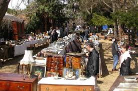 Antiquaires l isle sur la sorgue brocante. L Isle Sur La Sorgue Venise Du Comtat Foires A La Brocante Photos Horizon Provence