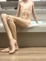 Cute femboy: 18 Nude Pics | xHamster