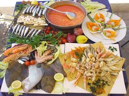 Festa del pesce il vostro hotel a cesenatico, direttamente sul mare con piscina riscaldata di 25 metri durante la festa azurro come il pesce. Azzurro Come Il Pesce A Cesenatico Date 2019