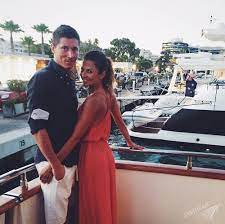 Mom of @foods_by_ann @diet_training_by_ann @phlov_by_anna_lewandowska @babybyann @supermenu_by_anna_lewandowska @healthycenterbyann @4f_official. Anna Lewandowska I Robert Lewandowski Wypoczywaja Na Ibizie Zdjecia Jastrzab Post