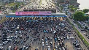 Lagos state university was established in 1983 by the enabling law of lagos state with the vision of pursuing the advancement of learning and academic excellence. Lekki Toll Gate Lagos Nigeria Amnesty International Warn Nigeria Not To Cover Up Shooting Bbc News Pidgin