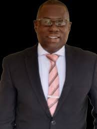 Wayne Lezama's Instagram, Twitter & Facebook