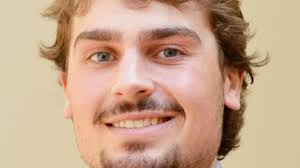 Hockey: Blizzard split with Mason City Toros