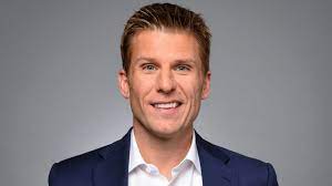 I've enjoyed calling nascar xfinity series races for fox sports more than i ever johnson is also looking forward to being a part of the broadcast team for the first time. Jamie Mcmurray Joins Fox Sports As Nascar Analyst For 2019 Season Fox Sports Presspass