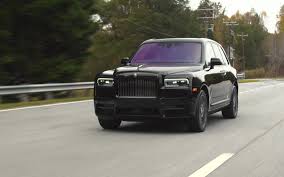 The cullinan is the most luxurious and coveted suv on the market currently , and the board expresses that. Comparison Rolls Royce Cullinan Black Badge 2020 Vs Maserati Levante S Gransport 2020 Suv Drive