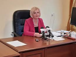 W parlamencie zasiada w radzie do spraw pokrzywdzonych przestępstwem przy ministrze sprawiedliwości. Lidia Staron Facebook