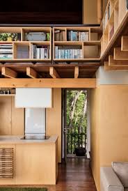 A Home S High Ceilings Are Responsible For Some Impressive Views Arredamento Salotto Idee Arredamento Casa Arredamento