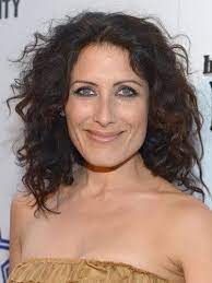 42 Hairstyles That Really Show Off Your Curls Curly Hair Styles Hair Styles 2014 Hair Styles