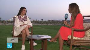 انتقلت أصداء زواج الفنانة التونسية دُرة من قاعات الزفاف إلى مجادلات «السوشيال ميديا» في مصر وتونس بعد ارتباطها بمهندس مصري، تردد أنه متزوج ولديه أطفال من زوجته الأولى. Ø§Ù„Ù…Ù…Ø«Ù„Ø© Ø§Ù„ØªÙˆÙ†Ø³ÙŠØ© Ø¯Ø±Ø© Ø²Ø±ÙˆÙ‚ Ø£Ø³ØªÙ…ØªØ¹ Ø¨Ø§Ù„Ø£Ø¹Ù…Ø§Ù„ Ø§Ù„ÙƒÙˆÙ…ÙŠØ¯ÙŠØ© Ø°Ø§Øª Ø§Ù„Ù†ØµÙˆØµ Ø§Ù„Ù‚ÙˆÙŠØ© Youtube