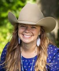 Selena Casey's Instagram, Twitter & Facebook