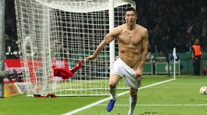 Climalite technologie zur verringerung von schweiß und körpertemperatur durch ventilationszonen und feuchtigkeitsabsorption. Fc Bayern Lewandowski Bleibt Wohl Bis Zum Schluss Bei Den Bayern Augsburger Allgemeine