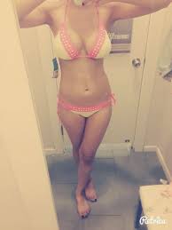 Liseli küçük kızlar, frikik | Porno Resimleri