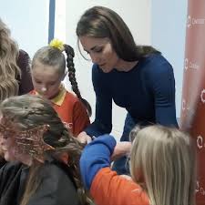 As you part your legs and i sit in between. Kate Middleton Braiding Hair In Northern Ireland Feb 2019 Popsugar Beauty Australia