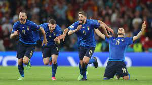 Die euro 2021 ist im tv live bei ard und zdf zu sehen. Em Spielplan 2021 Alle Spiele Alle Ergebnisse Alle Termine Alle Stadien Kalender Zur Euro 2020 Eurosport