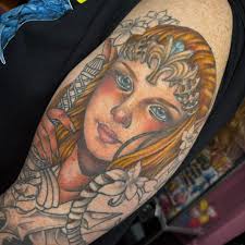 Do all tattoo artists have tattoos themselves?