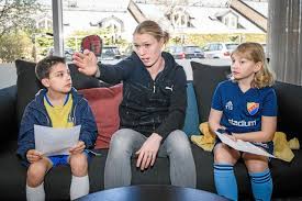 Check spelling or type a new query. Vm Malvakten Hedvig Lindahl Det Ar Kul Att Skita Ner Sig Svd