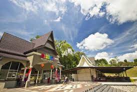 Mini malaysia & asean cultural park is a cultural park where impressive replicas of traditional malaysian and asean homes can be seen. Interesting Place To Visit Review Of Mini Malaysia Asean Cultural Park Melaka Melaka Malaysia Tripadvisor