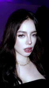 Kim Deangelo's Instagram, Twitter & Facebook