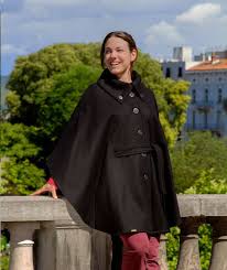 Manteau à capuchon en laine noire avec poches / manteau de cape doublé parfois, le manteau fait la tenue. Cape Femme Pure Laine Bio Feutree France Aurance