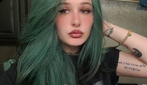 just wanted to share my streak and my current reads!