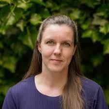 Emma Sander's Instagram, Twitter & Facebook