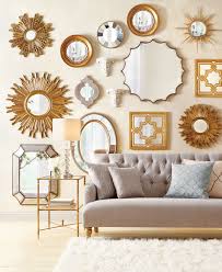 Mirrors Make A Wall Stand Out So Well Love This Gallery Wall Design Homedecorators Com Vardagsrum Vagg Inredning Spegelvagg