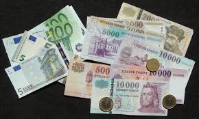 Sie können sich gerne daran beteiligen und hier neue vorschläge z.b. Geld Wechseln In Budapest Und Ungarn So Zahlen Sie Richtig Mit Forint