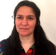 Elsa Custodio's Instagram, Twitter & Facebook