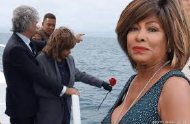 After almost fifty years in the music business, tina turner has become one tina turner was born anna mae bullock in nutbush, in. Tina Turner Ihr Mutterherz Ist Gebrochen