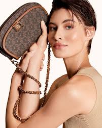 Michael kors outlet purse signature