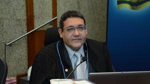 Kássio nunes marques (born 16 may 1972 in teresina) is a brazilian magistrate, current desembargador of the regional federal court of the 1st region. Contrato De Escritorio De Kassio Nunes Com Governador Do Pt Foi Investigado Por Tcu Istoe Independente