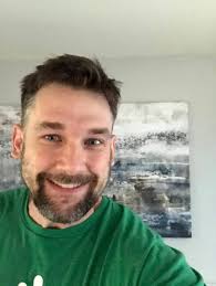 What are the differences between 6 Post Rep Ares 2.0 and 4 Post Area 2.0?