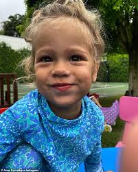 El cantante y la tenista anna kournikova fueron padres de nuevo hace un mes y él afirma que, pese al miedo inicial, sus hijos. Anna Kournikova Celebrates Her Twins Nicholas And Lucy Turning Three With Dueling Cute Portraits Aktuelle Boulevard Nachrichten Und Fotogalerien Zu Stars Sternchen