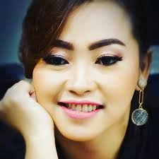 Mpok alpa panik kaki dan giginya hilang opera van java 24 11 19 part 2. Mpok Alpa Nina Carolina Community Facebook