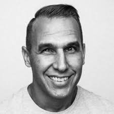 Briana Voss (@3elovedone)